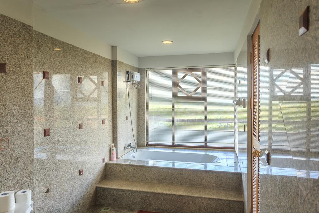 Phuripimarn Penthouse Pakchong Exterior photo